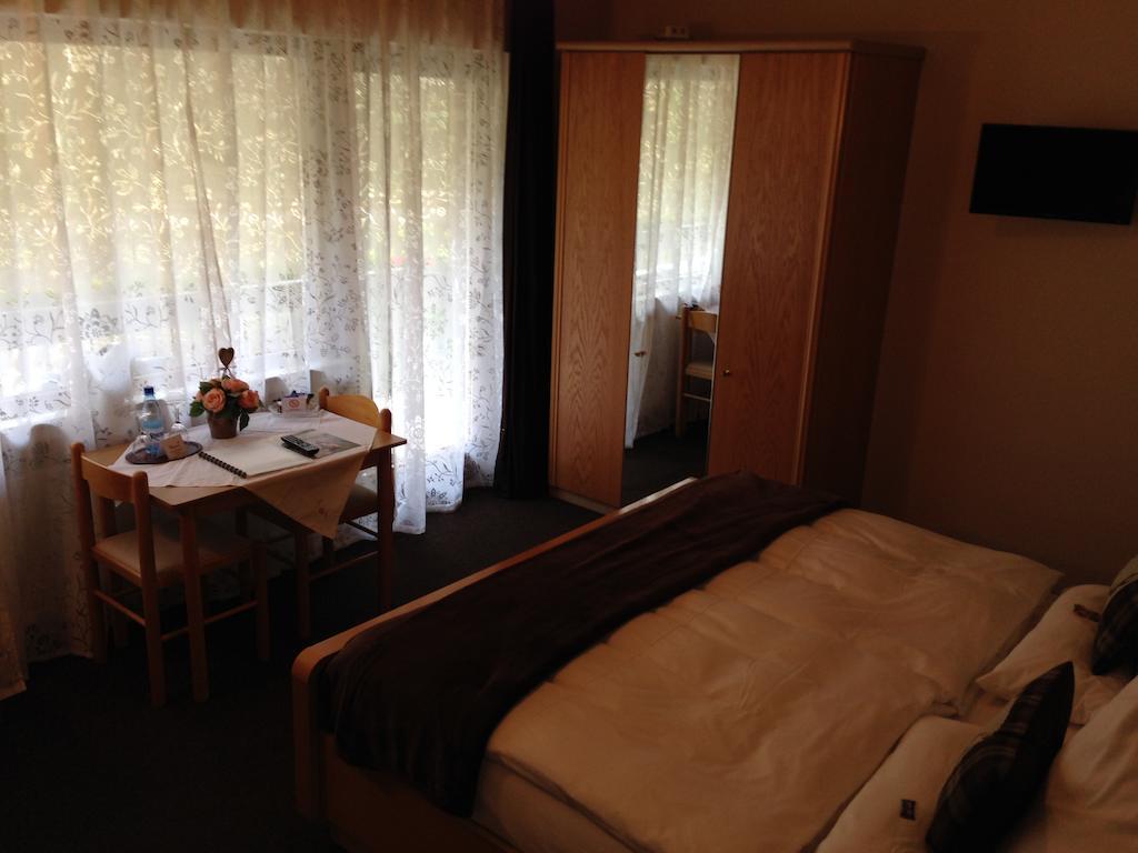 Mosel-Pension Gaestehaus Christiane, Броденбах Номер фото